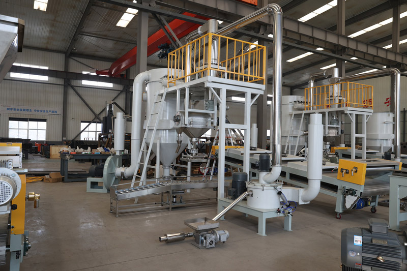 Twin Screw Extruder